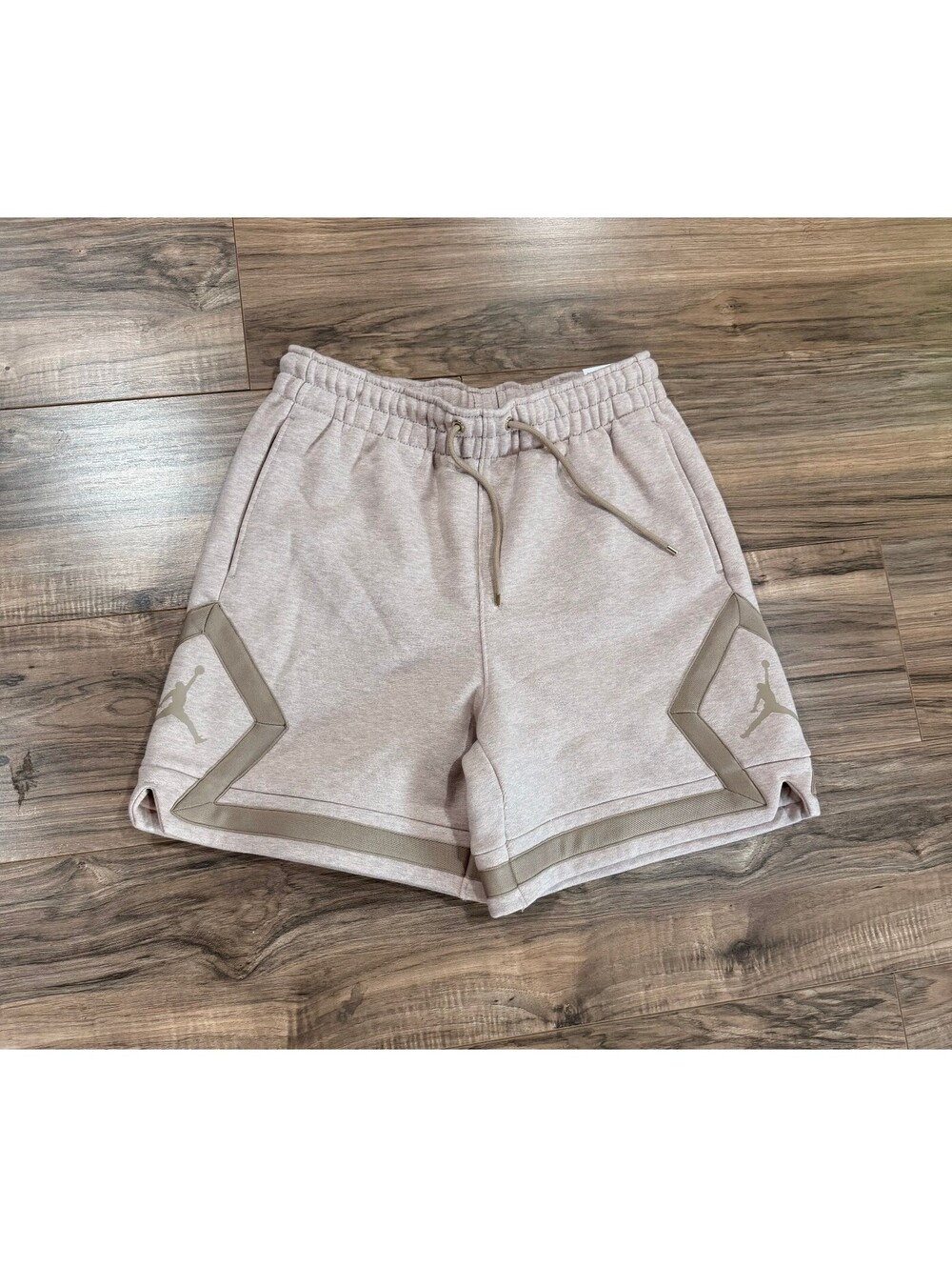 Jordan Flight Fleece Women's Loose Fit Diamond Shorts